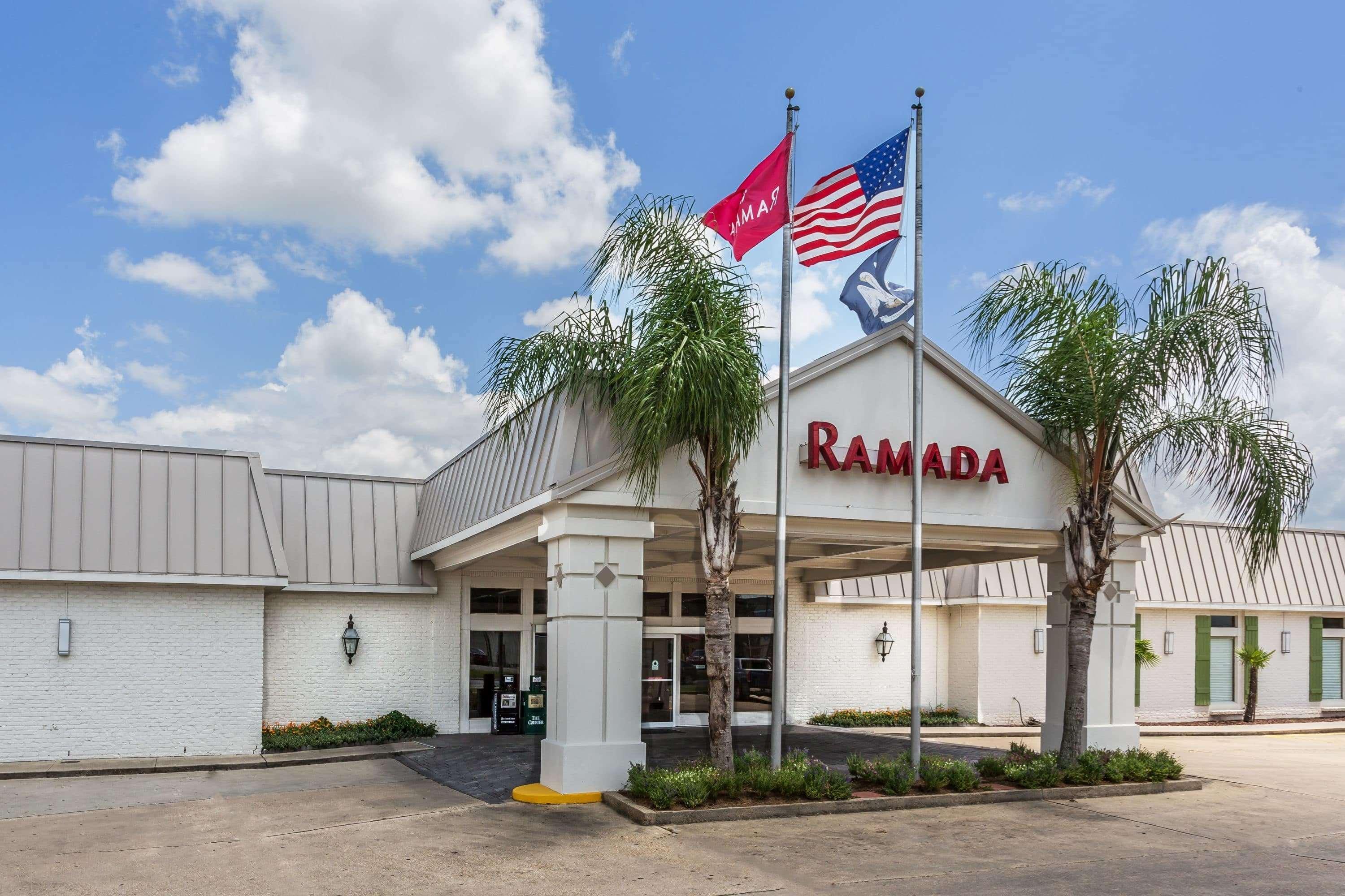 Hotel Ramada By Wyndham Houma Exterior foto