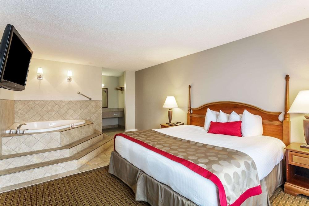 Hotel Ramada By Wyndham Houma Exterior foto